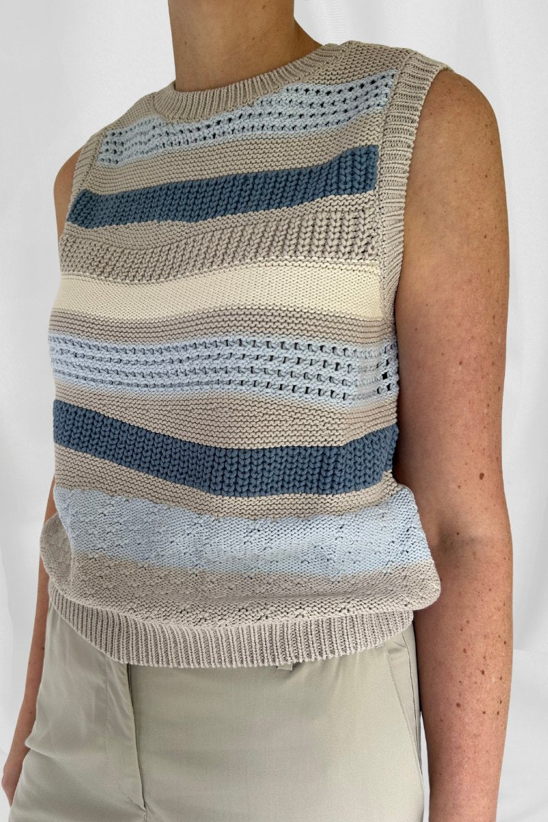 Textured sleeveless sweater